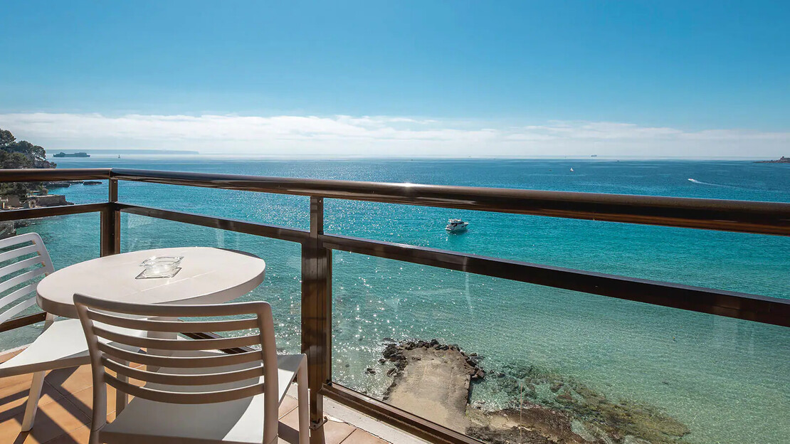 Be Live Adults Only Marivent